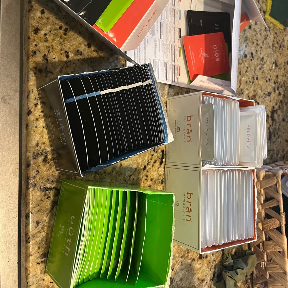 Velovita Snaps - Variety Lot